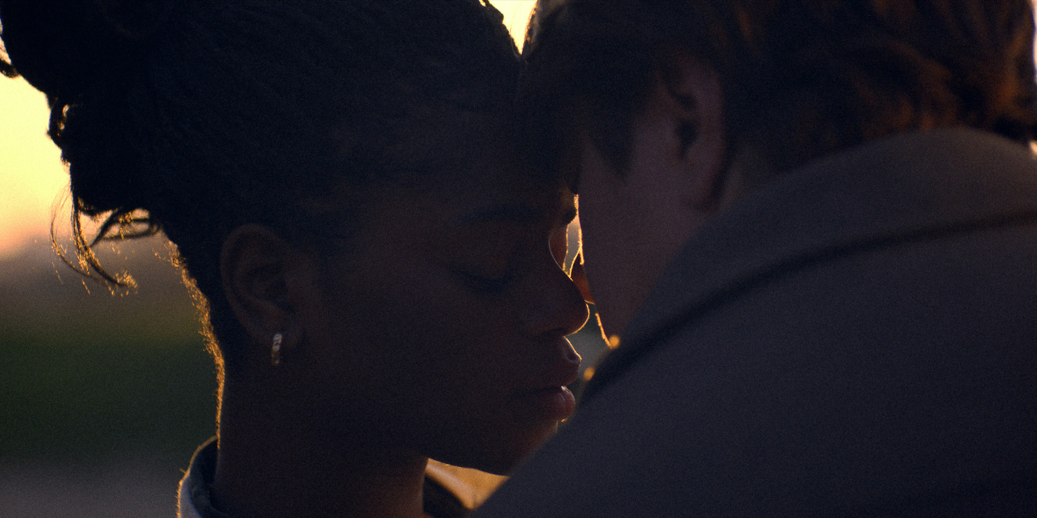 Filmstill: DAS LEICHTE UND DAS SCHWERE (WT)